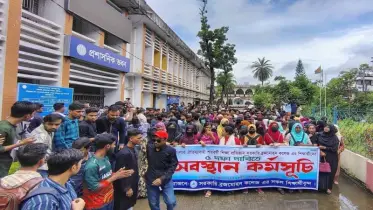 বিএম কলেজের প্রশাসনিক ভবনে তালা