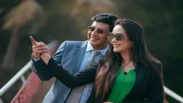 পরিচালক ও শামীম হাসান দু’জনের সাথেই ডাবল টাইমিং অহনার!