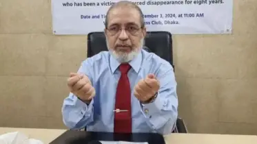 যে গানে একাত্তর নেই, মুক্তিযুদ্ধের চেতনা নেই, সে গান আমাদের জাতীয় সংগীত হয় কীভাবে : আমান আজমী