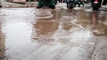 কটিয়াদীতে এক সড়কের বেহাল দশা, চরম ভোগান্তিতে লক্ষাধিক মানুষ 