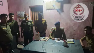 বিদ্যুৎ বিভাগের পরিত্যক্ত ট্রেন নাইটিং কক্ষে চলছে চাঁদপুরের আরএনবি অফিস