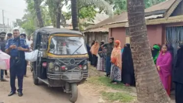 অনার্স ৪র্থ বর্ষের ছাত্রীর আত্মহত্যা, পুলিশের মরদেহ উদ্ধার
