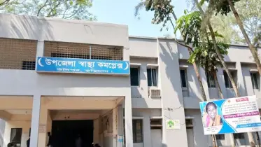 চিকিৎসক সংকটে মুখ থুবড়ে পড়েছে স্বাস্থ্যসেবা, বিনা মূল্যের ঔষধ পাচ্ছেন না রোগীরা