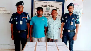 আখাউড়ায় টিকেট কালোবাজারি চক্রের দুই সদস্য গ্রেফতার, টিকেট জব্দ