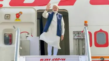 সফরের খরচে শীর্ষে মোদি: ৪ বছরে ২৯৫ কোটির বিল