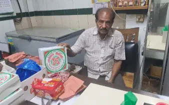 দুধের সংকটে মিষ্টির স্বাদে ভাটা, দামও আকাশছোঁয়া!