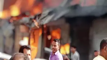 মতলবের মুন্সিরহাট বাজারে অগ্নিকাণ্ডে ১৭ দোকান পুড়ে ছাই
