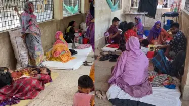 ফেনী জেনারেল হাসপাতালে ধারণক্ষমতার দ্বিগুণ রোগী