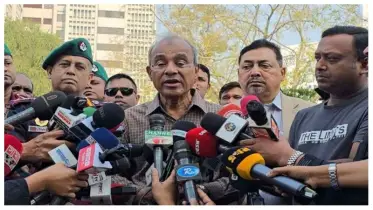 বদলি করার পরও কর্মক্ষেত্রে যোগদান না করা পুলিশ সদস্যদের নিয়ে যা বললেন স্বরাষ্ট্র উপদেষ্টা