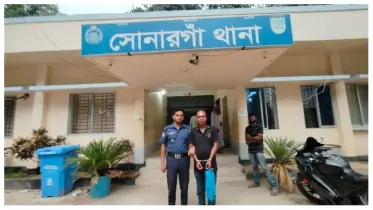 সোনারগাঁয়ে জমি লিখে না দেওয়ায় বাবাকে পিটিয়ে জখম