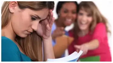 কেউ খারাপ ব্যবহার করছে? জবাব দিবেন যেভাবে