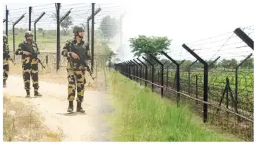 বাংলাদেশিকে ধরে নিল বিএসএফ, প্রতিবাদে গ্রামবাসীর হাতে আটক দুই ভারতীয়