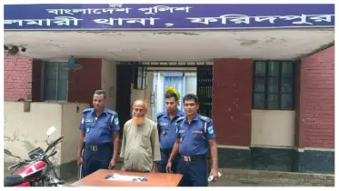 বোয়ালমারীতে যৌথবাহিনীর হাতে মাদক কারবারি আটক