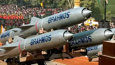 এবার ভারতের সুপারসনিক ক্ষেপণাস্ত্র  ব্রহ্মোস ধ্বংস করলো পাকিস্তান!