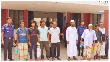 পাবনায় আওয়ামী লীগ ও অঙ্গসংগঠনের ৫ নেতা গ্রেপ্তার