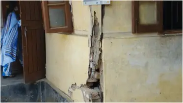 খাগড়াছড়িতে ঝুঁকিপূর্ণ ভবনে চিকিৎসা সেবা, ভোগান্তিতে লক্ষাধিক মানুষ