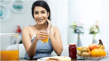 যে খাবারগুলো সকালে খেলে ত্বক ভালো থাকে