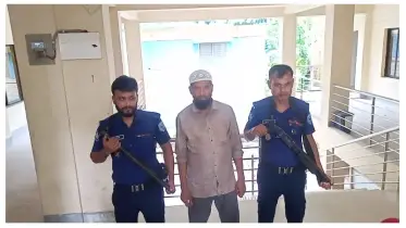 ভুরুঙ্গামারী হাটে অতিরিক্ত হাসিল: সেনাবাহিনীর অভিযানে ইজারাদার আটক