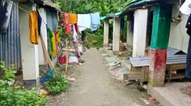 রায়পুরে ইদ এলেও এল না সহায়তা, আশ্রয়কেন্দ্রে বিষণ্নতা