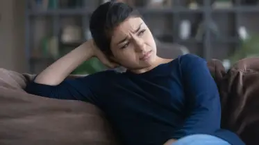 যে ৫টি অভ্যাস আপনাকে দুর্বল করে তুলছে