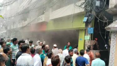 বরিশালের লায়লা ভবনে অগ্নিকাণ্ড