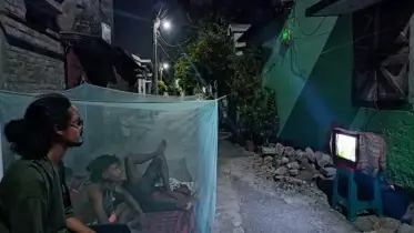 কয়েরদাড়া খ্রিষ্টানপাড়ায় এখনও টিকে আছে ৯০ দশকের সেই সরল সৌন্দর্য