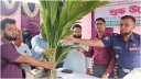 রায়পুরে বিনামূল্যে সার-বীজ ও গাছের চারা বিতরণ