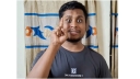 সন্তানের হাতে হাত রেখে যখন মা নেমে আসেন রাজপথে, তখন পরাজয় পিছু হটে!
