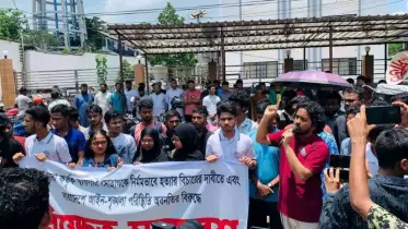 ঢাকার ব্যবসায়ী সোহাগ হত্যার প্রতিবাদে উত্তাল নওগাঁ