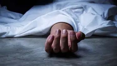বাকেরগঞ্জে গাছ থেকে পড়ে শ্রমিকের মর্মান্তিক মৃত্যু