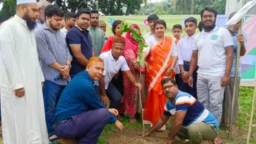 জুলাই শহীদদের স্মরণে বদলগাছীতে ‘এক শহীদ, এক বৃক্ষ’ রোপণ কর্মসূচি