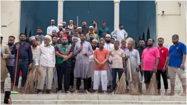 এবার বায়তুল মোকাররম মসজিদে জামায়াতের পরিচ্ছন্নতা অভিযান 