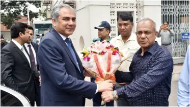 স্বরাষ্ট্র উপদেষ্টার সঙ্গে পাক স্বরাষ্ট্র মন্ত্রীর বৈঠকে মাদক-সন্ত্রাস দমনে প্রত্যয় দুই দেশের