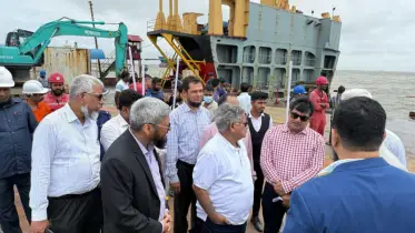 ‘গ্রিন ইয়ার্ড’ না হলে জাহাজ ভাঙা কারখানা বন্ধ করতে হবে: নৌ পরিবহন উপদেষ্টা