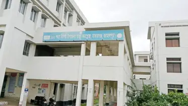 ১০০ শয্যার হাসপাতাল চলছে ৫০ শয্যায়, চিকিৎসক নেই ২২ জন!