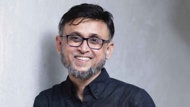 এই মানুষদের তো কেউ শিখাইয়া দেয়নি, কী করে বুঝল তাঁরা পরাধীন?