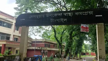 হাসপাতাল নাকি ময়লার ভাগাড়? দেলদুয়ারে আড়াই লাখ মানুষের স্বাস্থ্য ঝুঁকিতে