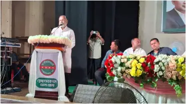 যারা বাংলাদেশের মানুষের কাছে বেহেশতের টিকেট বিক্রি করে থাকেন তারা ফেসবুকে ফেক আইডি খুলে নানাভাবে মিথ্যা প্রচার করছেন: এস.এম জিলানী