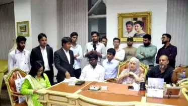 মালিক পক্ষের সঙ্গে জনকণ্ঠ পত্রিকার সাংবাদিকদের সমঝোতা