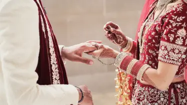বিয়ে করতে টাকা লাগবে? ব্যাংক এখন দিচ্ছে বিয়ের জন্য লোন