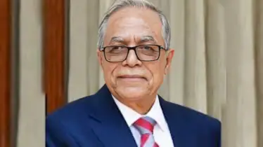 ভোরে ঢাকা ত্যাগ করেছেন সাবেক রাষ্ট্রপতি আবদুল হামিদ
