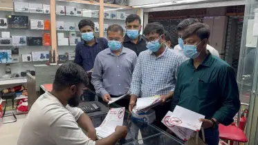 জেডআরএফ-এর উদ্যোগে ডেঙ্গু ও করোনা ভাইরাস প্রতিরোধে জনসচেতনতামূলক প্রচারপত্র বিতরণ