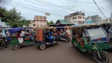 শেরপুর সদরে অতিরিক্ত ব্যাটারি চালিত অটোর যন্ত্রণায়, ভোগান্তিতে নগরবাসী