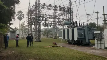 পাইকগাছায় লো-ভোল্টেজ ও ঘনঘন লোডশেডিংয়ে চরম ভোগান্তি: দুর্ভোগে ৯০ হাজার গ্রাহক
