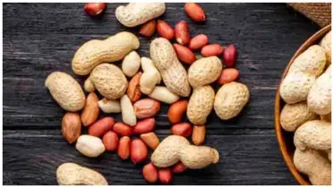 যে কারণে প্রতিদিন চিনাবাদাম খাওয়া উচিত