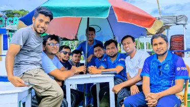 টাঙ্গুয়ার হাওরের সৌন্দর্য ও মেঘালয়ের চিরহরিৎ দৃশ্যে মুগ্ধ বাকৃবিসাসের সদস্যরা