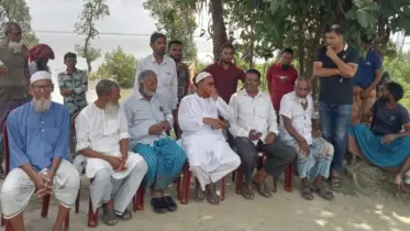 কলাপাড়ায় খালের অবৈধ বাঁধ-পুকুর স্বেচ্ছায় অপসারণে চেয়ারম্যানের আল্টিমেটাম, কৃষকের স্বস্তি