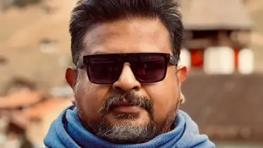 দুর্নীতি প্রকাশ হলেই সেটা হয়ে যায় চক্রান্ত! তাহলে এই যে এত-এত দুর্নীতি হয়, সেটা আসলে কারা করে?