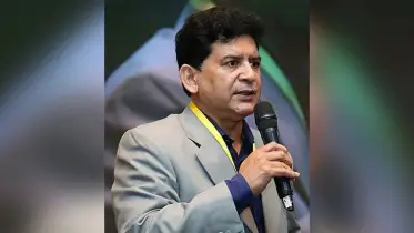 চিন্তার দেয়াল দিয়ে আমরা নিজেদেরকে এবং নিজেদের সম্ভাবনাগুলোকে আটকে রেখেছি