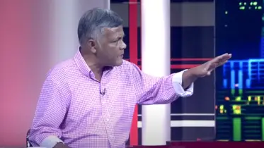 প্রধানমন্ত্রী এবং জাতীয় মসজিদের খতিব একইসাথে পালিয়ে গেছে: ইলিয়াস খান